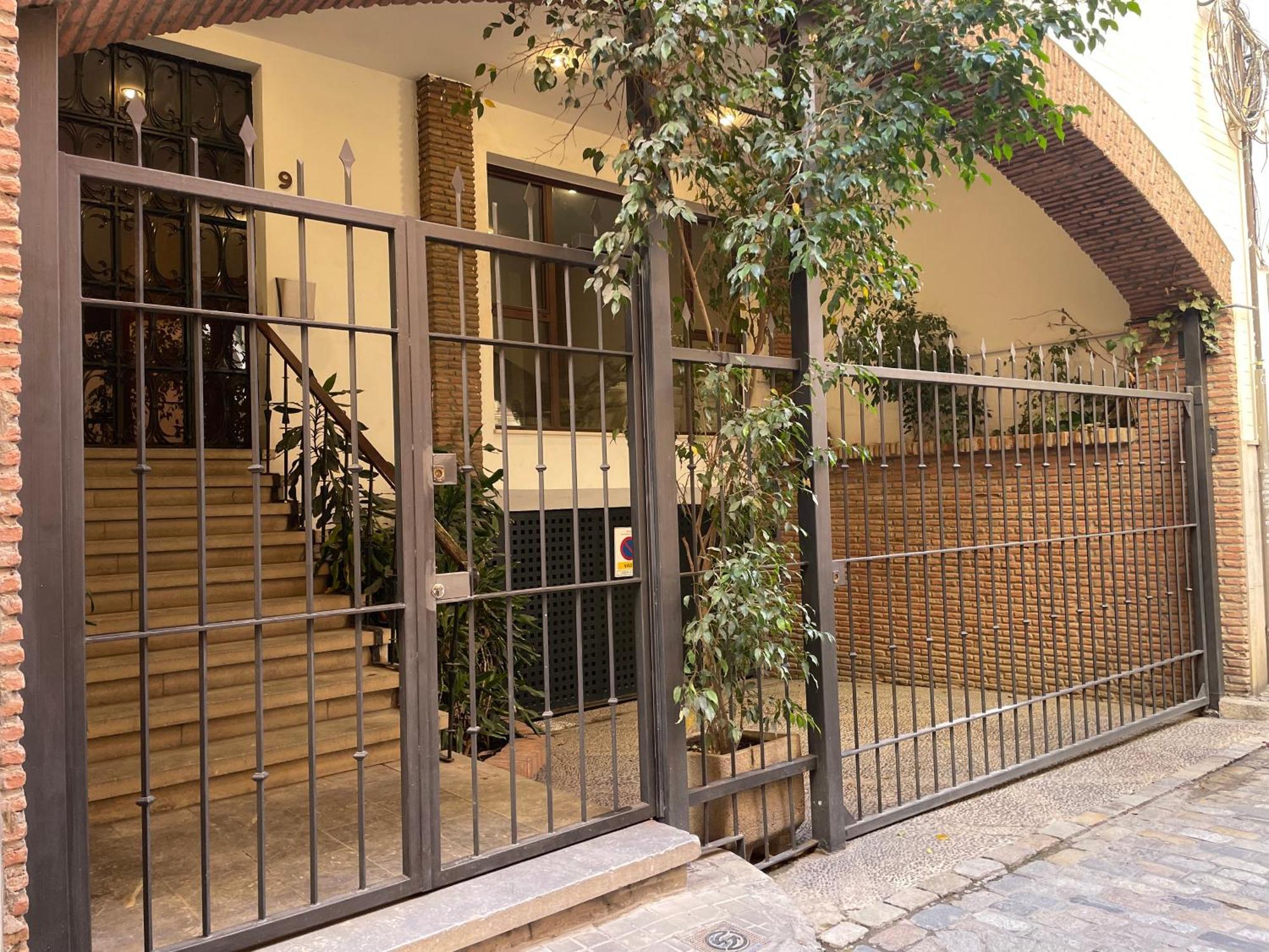 Eva Recommends Catedral Confort Seville Exterior photo